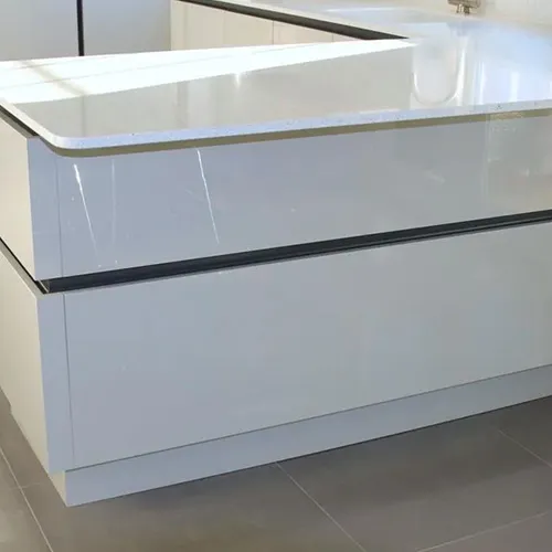 White Kitchen Counter