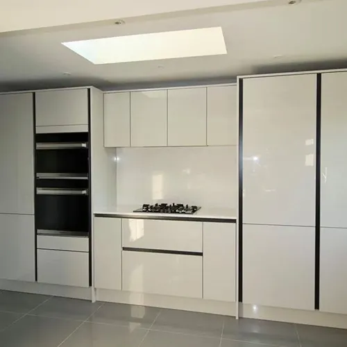 White kitchen with cooker